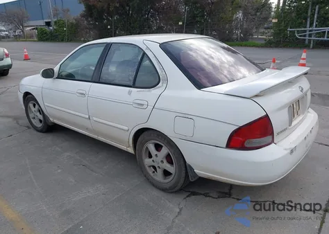 2002 Nissan Sentra Gxe z USA, uszkodzony, nr VIN 3N1CB51D02L661249